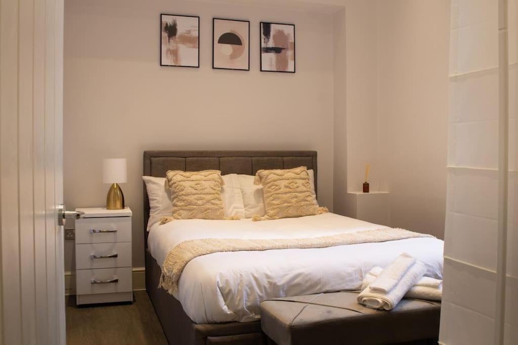 נוטינגהאם Spacious Apartment In City Centre - Free Parking מראה חיצוני תמונה